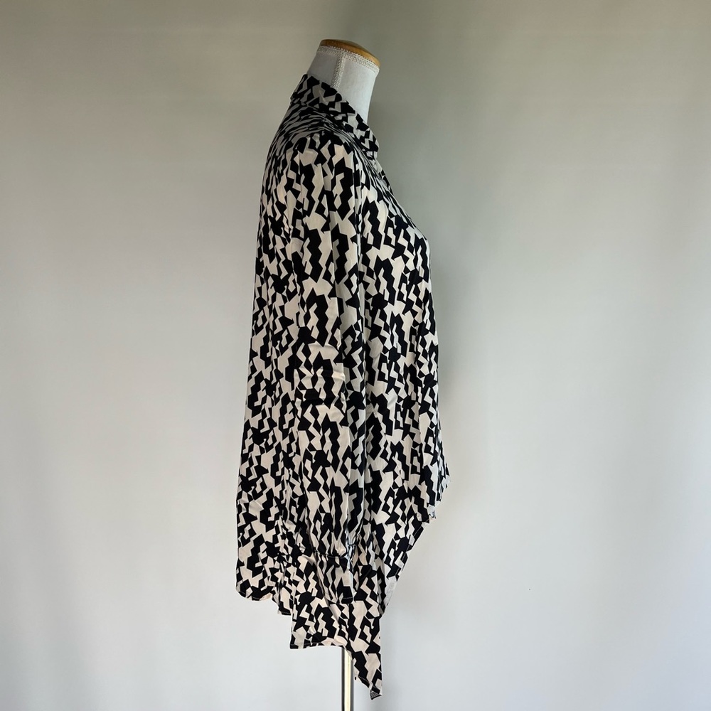 Ale Italian Made Asymmetrical Hem Button Down Top - sz M - Picture 4 of 6